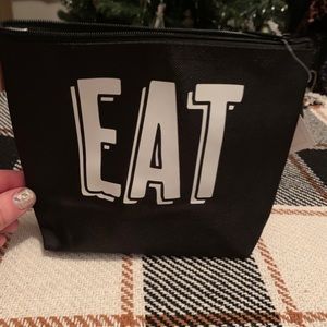 Thirty One Cool Zip Snacker